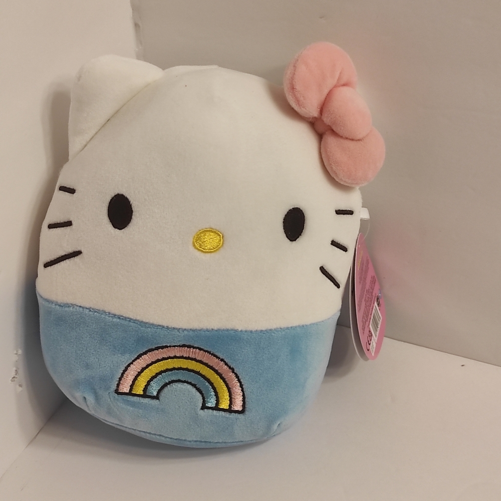 Hello Kitty Squishmallows - Picture 2 of 8